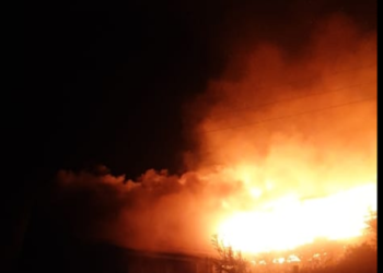 TRES ESTRUCTURAS DAÑADAS POR INCENDIO EN SAN JUAN DE LA COSTA