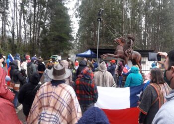 Gran caravana realizan dueños de viviendas en el sector de Carrico, San Juan de la Costa