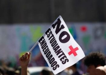 BOLETÍN COMERCIAL DICE QUE YA NO INFORMARÁ SOBRE DEUDAS EDUCACIONALES TRAS PROMULGACIÓN de LEY “CHAO DICOM”