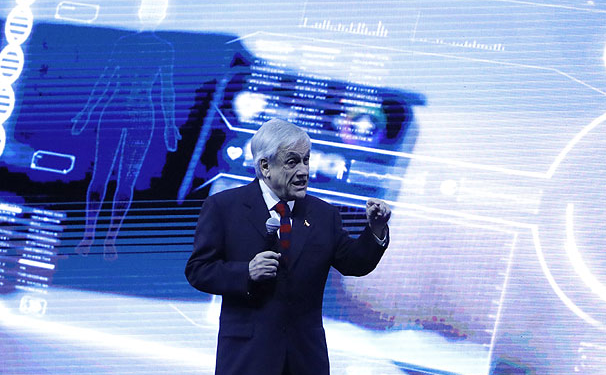 Presidente Piñera anuncia inicio de licitación de red 5G para Chile: «Es un salto cósmico hacia adelante»