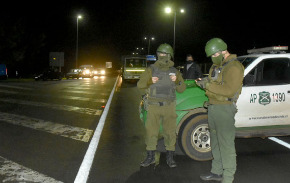 Carabinero resulta herido con perdigones tras corte de Ruta 5 en Ercilla en medio de incidentes en La Araucanía