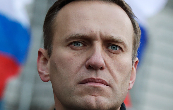 Exámenes hechos en Alemania a opositor ruso Alexei Navalni refuerzan tesis del envenenamiento