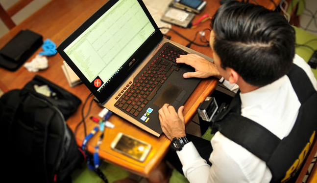 Cibercrimen advierte posibles engaños en torno al Plebiscito por auge de uso de redes sociales en campaña