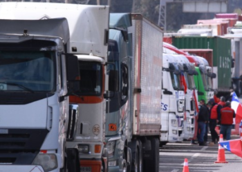 Camioneros rechazan propuesta: «Tenemos harto aguante, no sé si el Gobierno va a aguantar más»