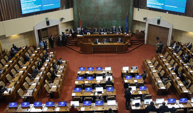 Comisión de Constitución de la Cámara aprueba reforma para que el Banco Central pueda comprar deuda del Fisco
