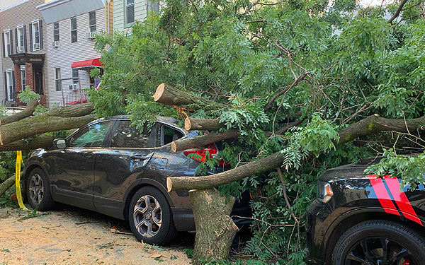 Tormenta Isaías llega debilitada a Canadá tras dejar al menos cinco muertos en EE.UU.