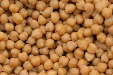 Autodenuncia de empresa por 13 mil kilos de garbanzos en posible mal estado en Osorno