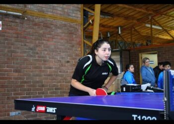 Tenimesista osornina Natasha Ríos retoma su nivel de entrenamiento y competencias en Alemania.