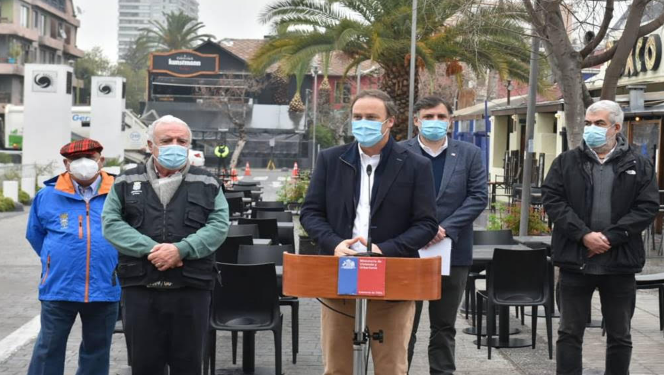 Minvu presenta recomendaciones para correcto uso de terrazas transitorias en restaurantes y bares