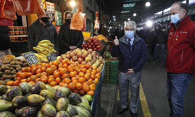 Ministro de Agricultura: «Cadena de abastecimiento de alimentos recuperará la normalidad en dos o tres días»