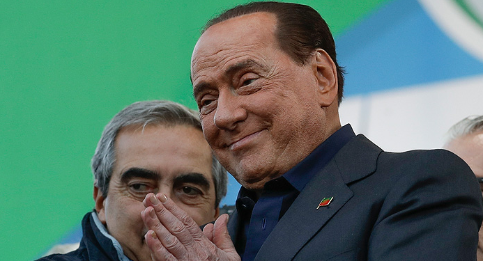 Médico tratante de Silvio Berlusconi afirma que cuadro clínico del ex gobernante «parece mejorar»