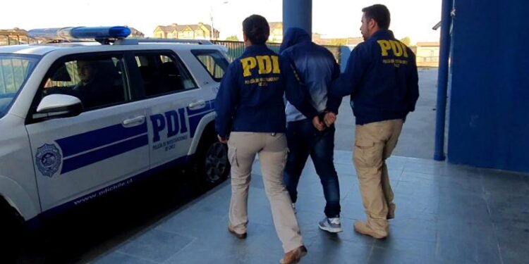 Detectives de la PDI de Valdivia detuvieron a un sujeto de 42 años.