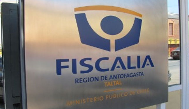 En prisión preventiva quedó hombre que intentó atropellar dos veces a su conviviente e hija en Taltal