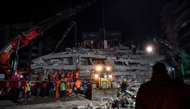 Aumentan a 27 los muertos en el terremoto del mar Egeo y más de 800 heridos