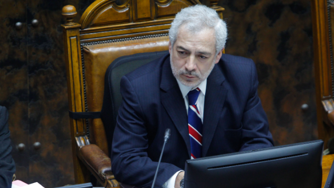TC declara admisible requerimiento de secretario del Senado en caso por infracción sanitaria