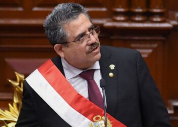 Renuncia Manuel Merino: el hombre que duró menos de una semana como presidente de Perú