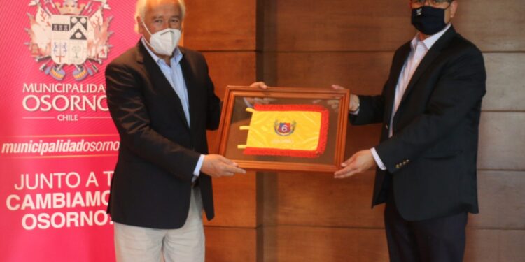 #Osorno: BOMBEROS DE SEXTA COMPAÑIA AGRADECEN APOYO DE MUNICIPIO.