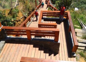 Escalera Abuelito Huenteyao” de San Juan de la Costa recibe Premio Aporte Urbano