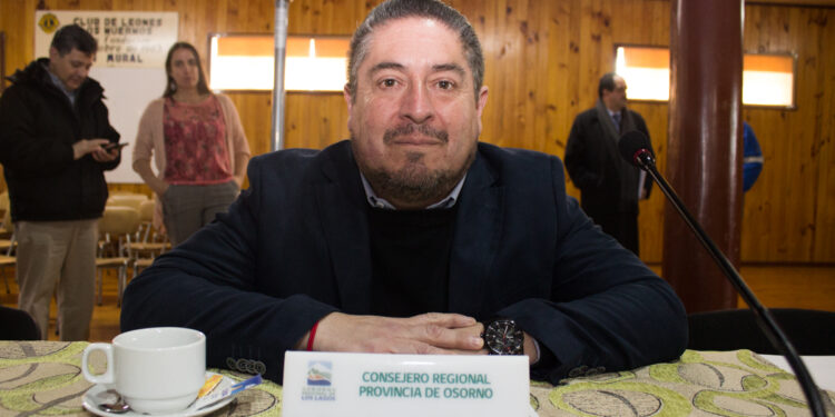 Consejero Regional Alexis Casanova repudia ataque a profesionales de salud