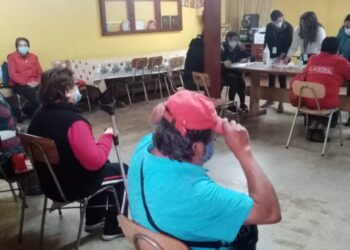 MUNICIPIO DE OSORNO ENTREGÓ AYUDA SOCIAL PARA SUPLEMENTEROS Y CONDUCTORES DE TAXIS BÁSICOS.