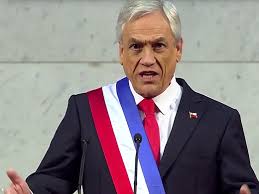 Idea de salida adelantada de Piñera toma fuerza en la oposición