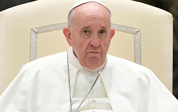 Vaticano investiga supuesto «me gusta» del Papa Francisco a fotografía de una modelo brasileña en Instagram