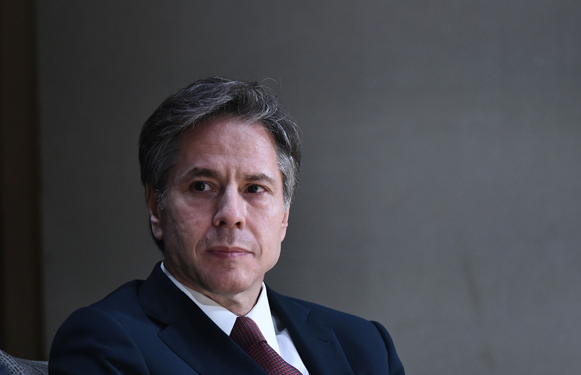 Activista prodemocracia de Hong Kong, Joshua Wong, es detenido tras declararse culpable en juicio