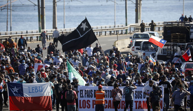 Ocho de cada 10 mujeres que denuncian violencia de género tiene una mala percepción de la respuesta de Carabineros