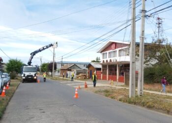 Hoy Saesa realizará faenas de reemplazo de líneas en Río Bueno.
