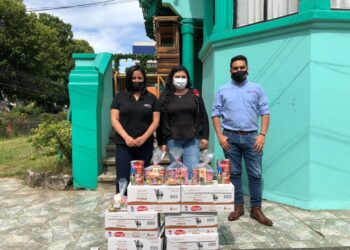 Aproleche Osorno dona productos lácteos a niños de la provincia