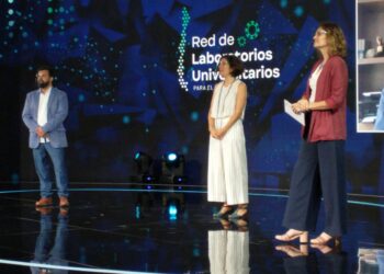 Ministerio de Ciencia anuncia traspaso de la red de laboratorios de diagnóstico universitario COVID-19 al Ministerio de Salud