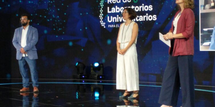 Ministerio de Ciencia anuncia traspaso de la red de laboratorios de diagnóstico universitario COVID-19 al Ministerio de Salud