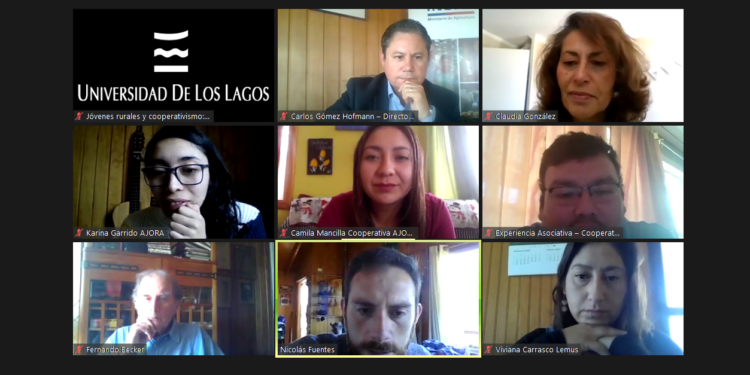 ULagos promueve el modelo cooperativo en seminario para jóvenes rurales.