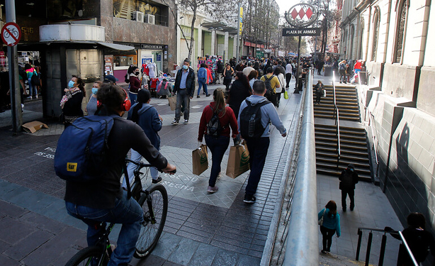 Minsal reporta 8 decesos por covid-19 y 1.035 casos nuevos: Positividad fue del 4,8%