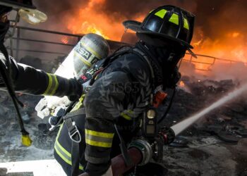 3 damnificados en incendio que destruyó casa en Rahue Bajo Osorno