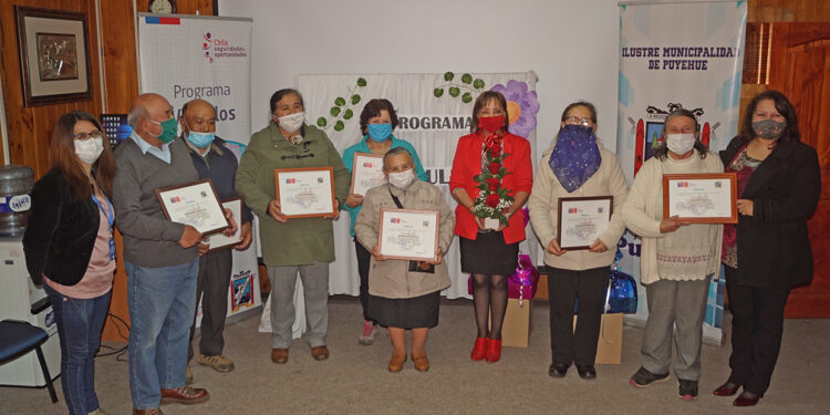 ADULTOS MAYORES DE PUYEHUE EGRESARON DEL «PROGRAMA VÍNCULOS».