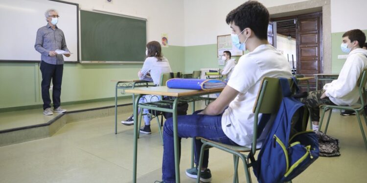 Incierto panorama para retorno a clases presenciales en la provincia de Osorno
