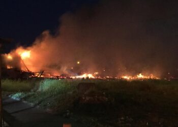 Pérdidas millonarias en incendio que afectó inmuebles municipales en Purranque