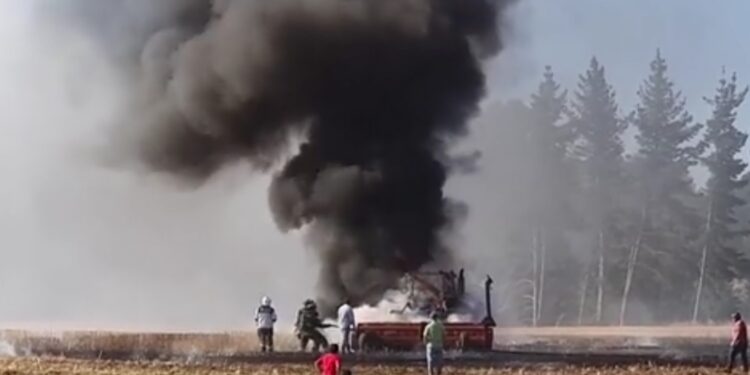 Investigan curioso incendio de maquinaria agrícola en San Pablo