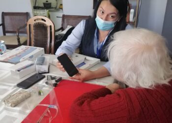 Más de 700 adultos mayores de Osorno recibirán beneficios de campaña solidaria “Vamos Chilenos”