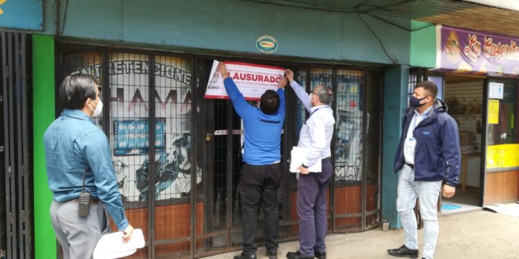 Dueños de “Casinos Populares” interponen querella contra Municipio de Osorno por cierre de locales