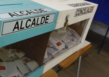 Partidos de gobierno y oposición inscribieron candidaturas a alcaldes por Osorno