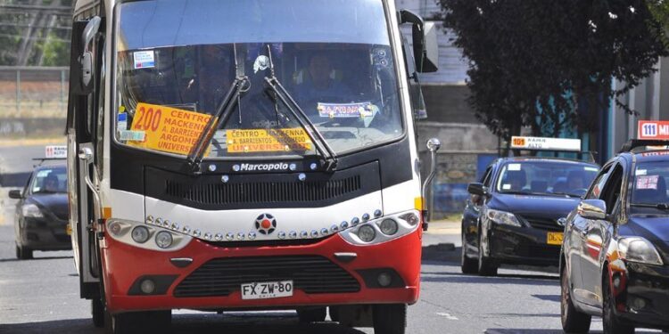 Aseguran que no habrá alzas de tarifas en micros de Osorno por implementación de perímetro de exclusión