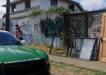 Una mujer fue detenida por comprar puertas y ventanas robadas por redes sociales