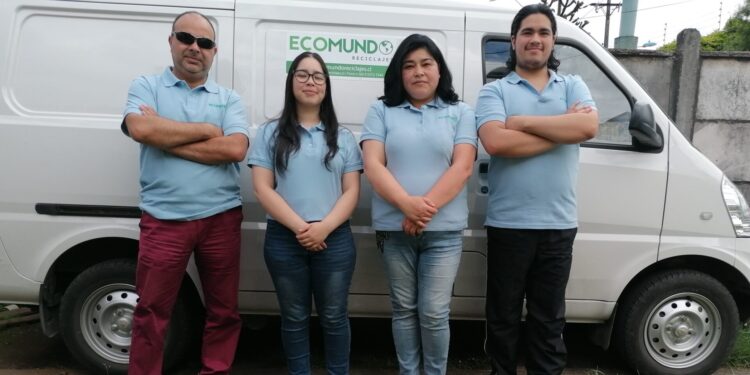 Emprendimiento sustentable osornino destaca por su trabajo de reciclaje en la provincia