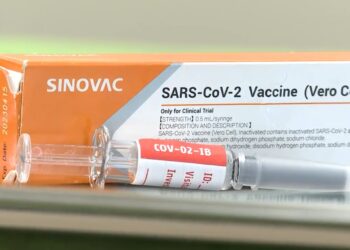 4 millones de dosis de la vacuna Sinovac llegan entre hoy y mañana al país