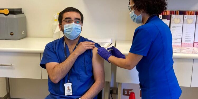 Con 500 inoculados debutó vacuna contra el Covid -19 en Osorno