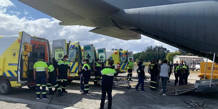 4 pacientes críticos Covid del HBO de Osorno fueron trasladados a Santiago