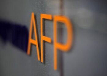 DIPUTADO ESPINOZA OFICIA A SUPERINTENDENCIA  POR DEMORA DE AFPs EN PAGO DEL SEGUNDO 10%