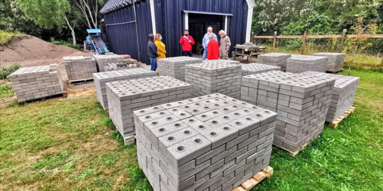 Minvu utilizará ladrillos elaborados con ceniza volcánica para construcción de viviendas sociales